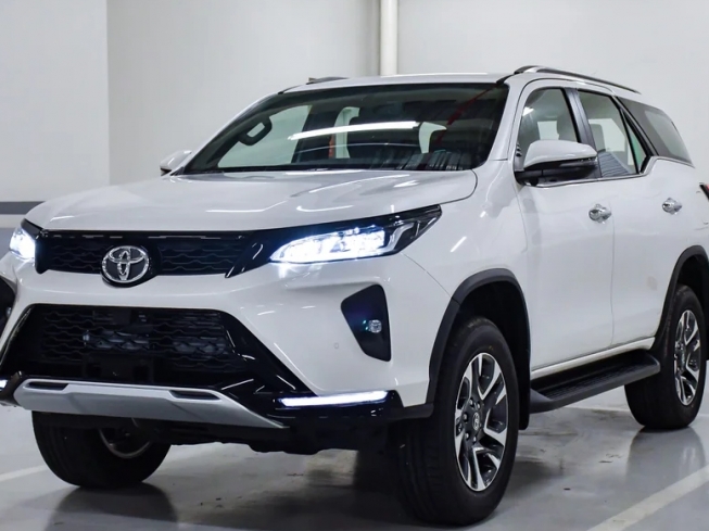 XE 7 Chỗ Nhà Xe Gia Huy